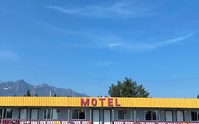 Glacier View Inn